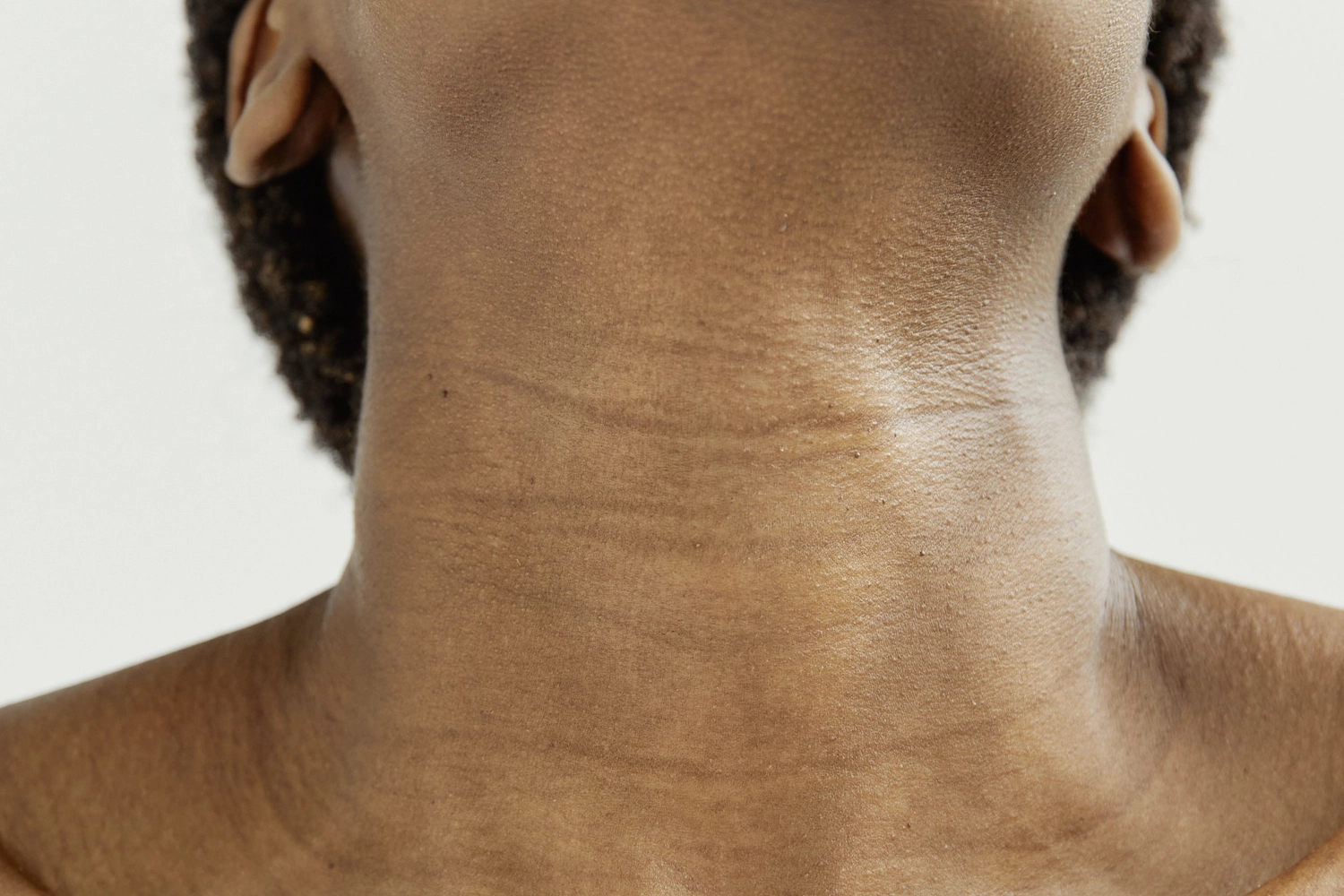 9 Simple Ways to Heal Your Thyroid Naturally